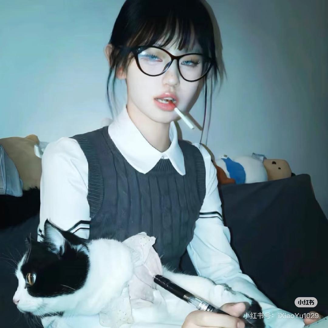 卑微女二