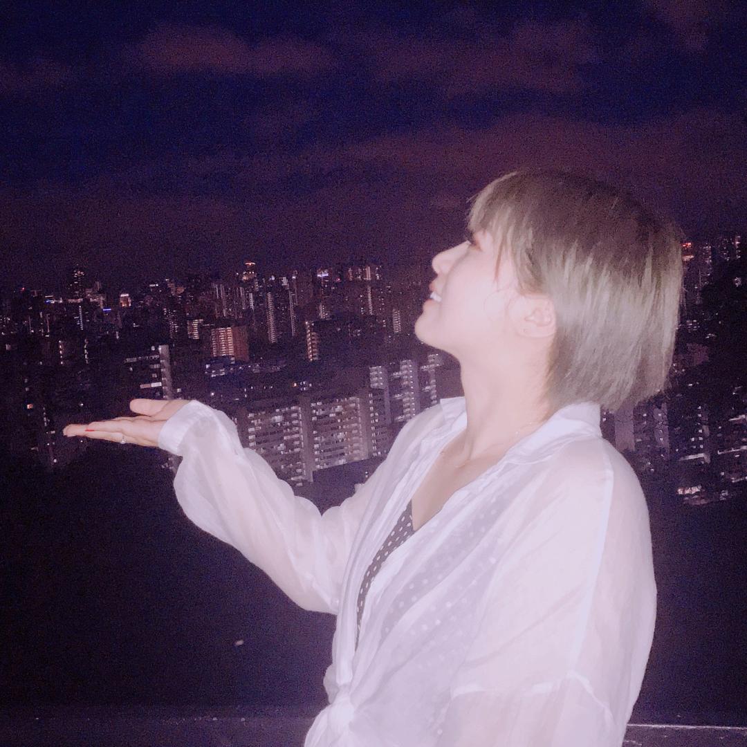 小韩老婆四个娃儿