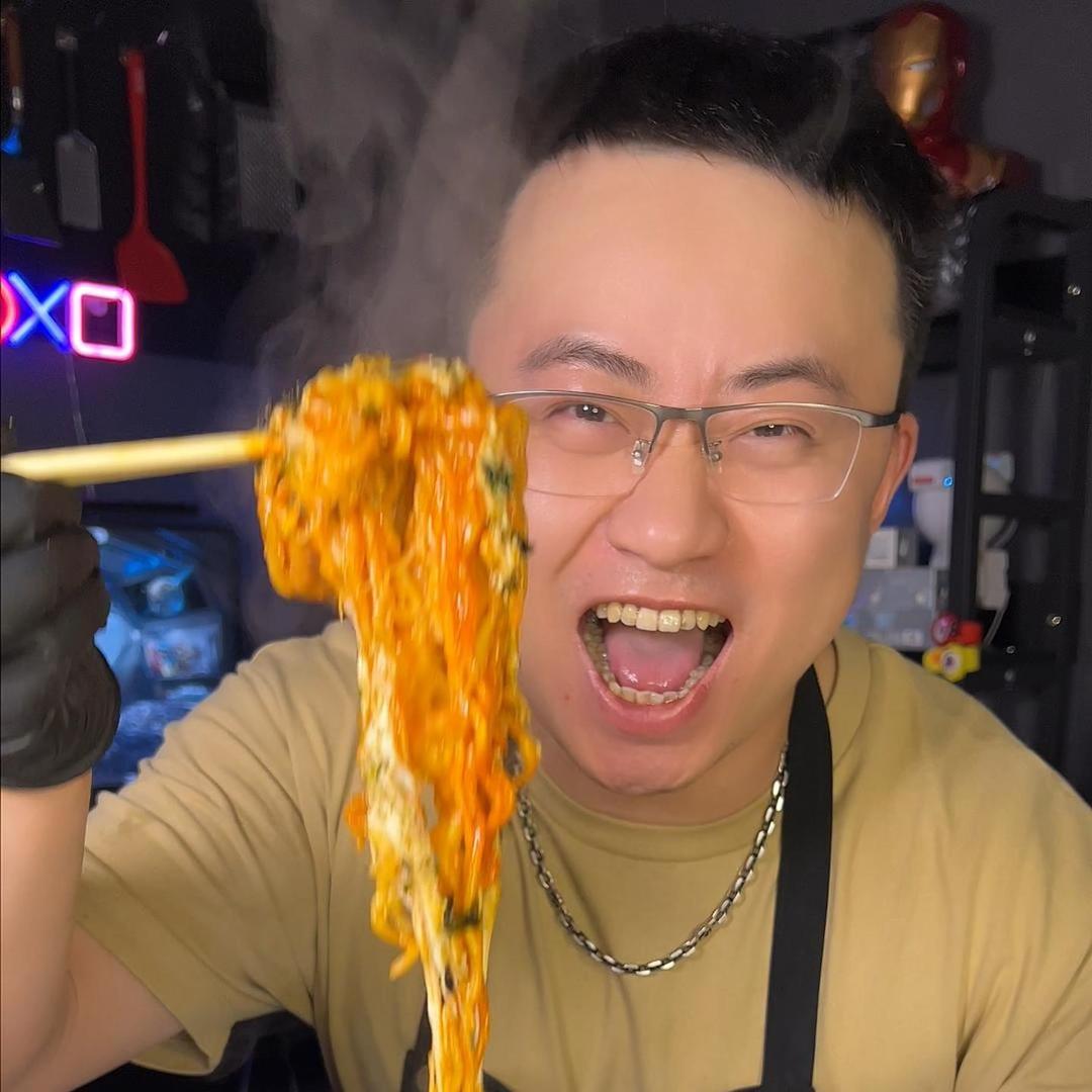 老丁半瓢水