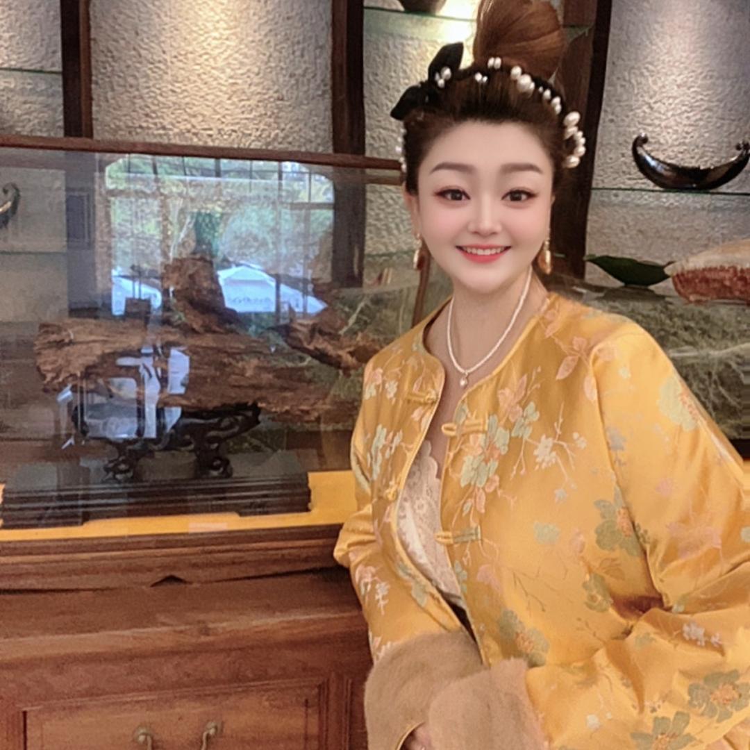徐小鸽°🍀