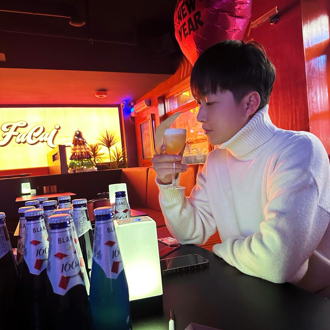祁阳南波万（创造浪漫）