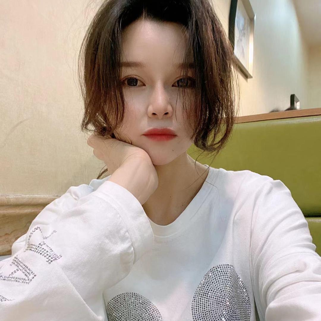 女人管女装店