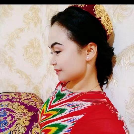 阿曼古丽-