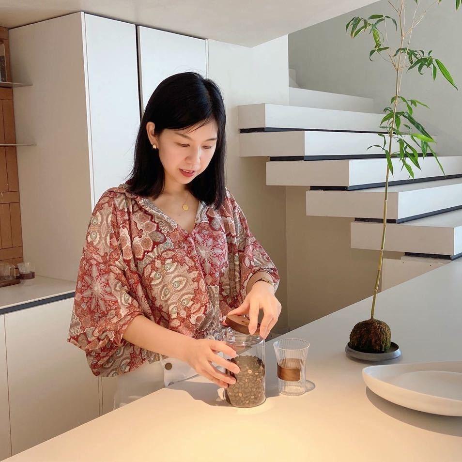 静小静