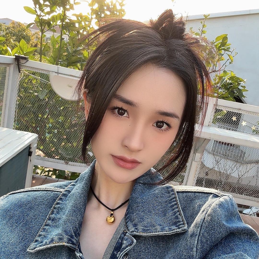 丝丝很Nice💖