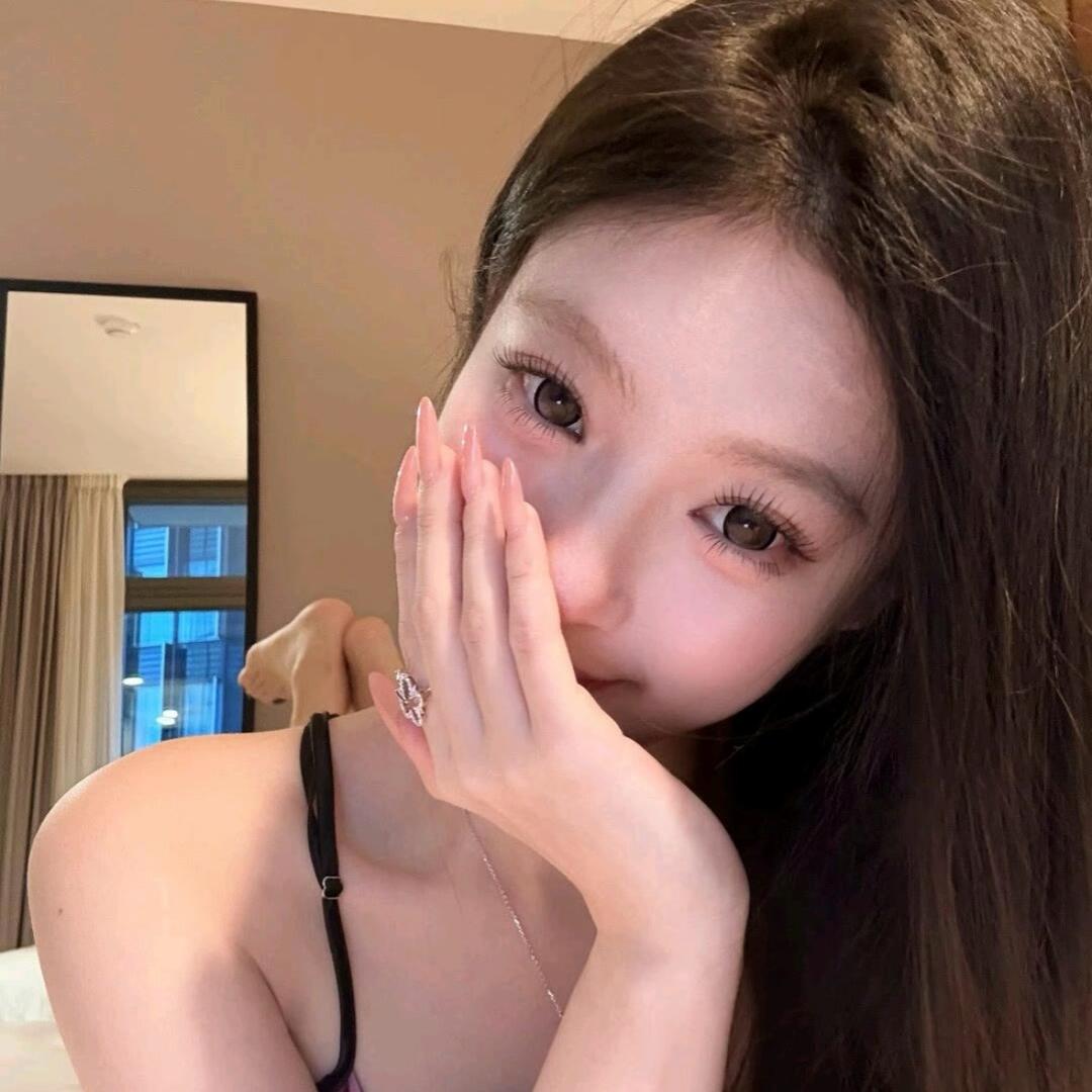 曼曼🦋