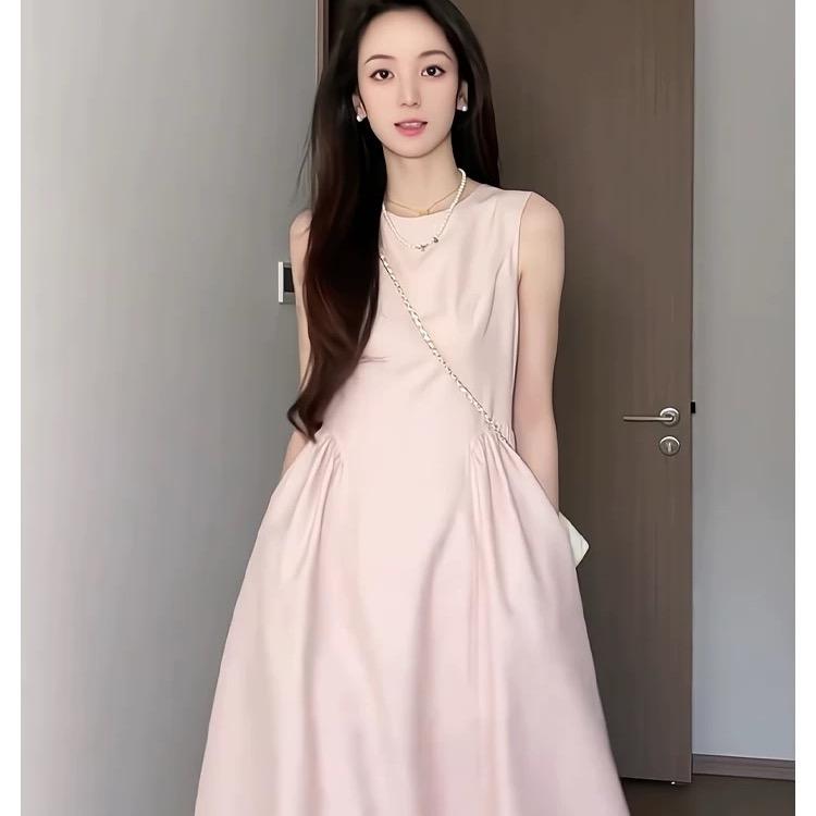 吖吖精品服饰