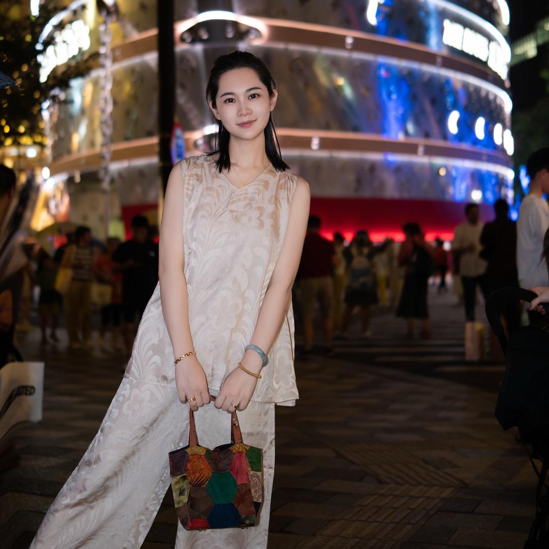 雅青 三胎妈妈