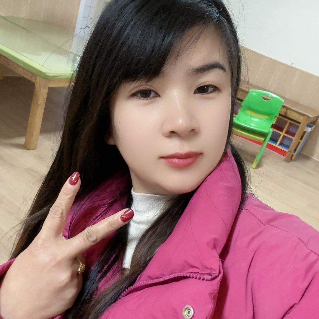 红梅千雪