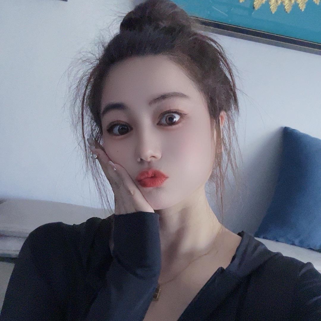 小嫚
