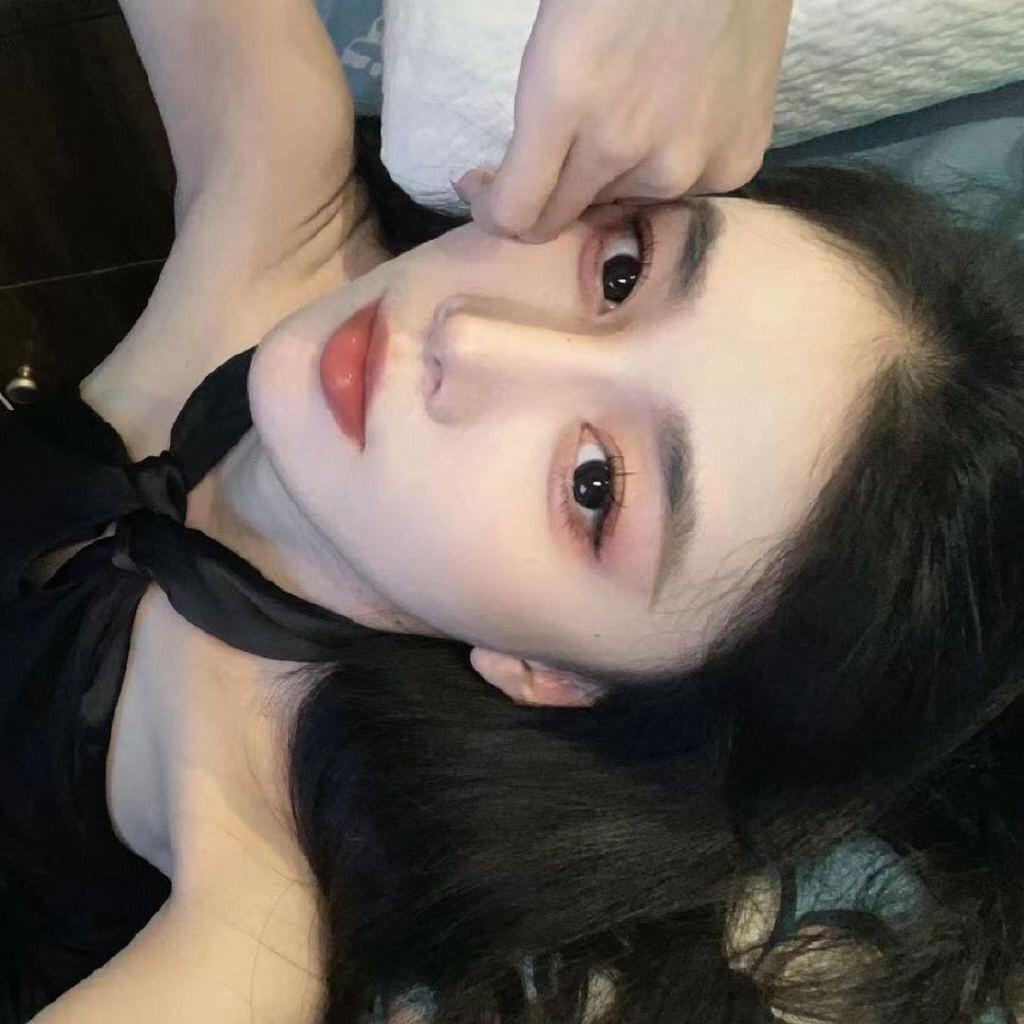 何晨曦