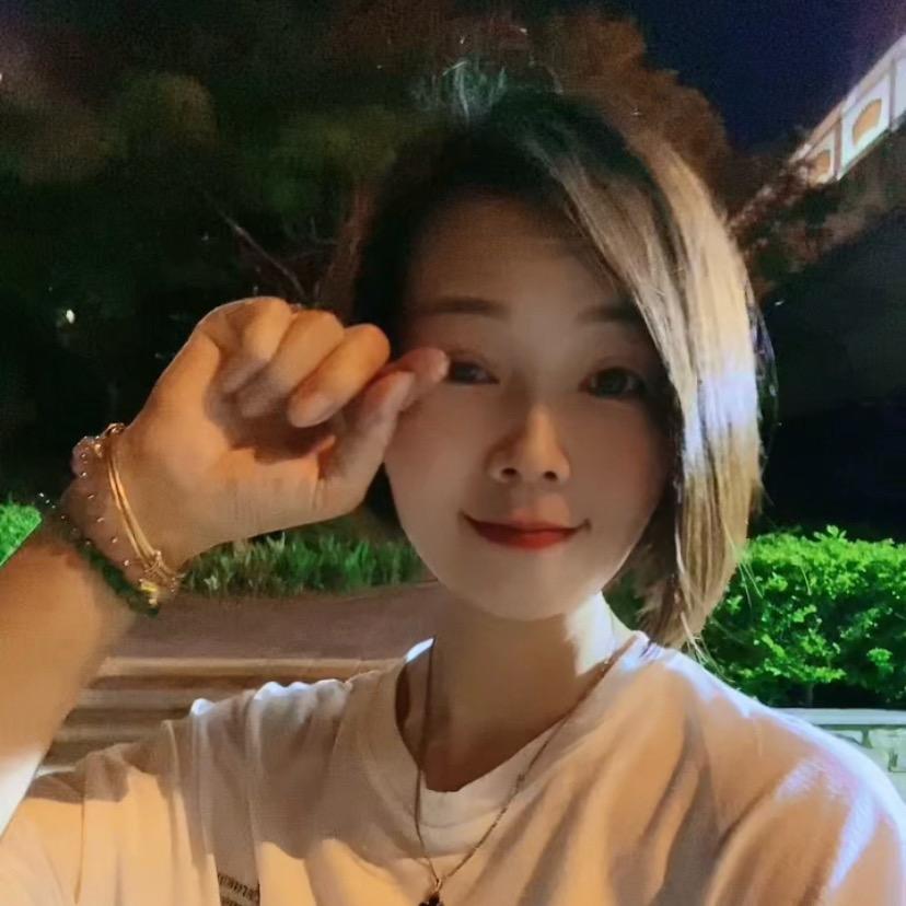 敏美美.