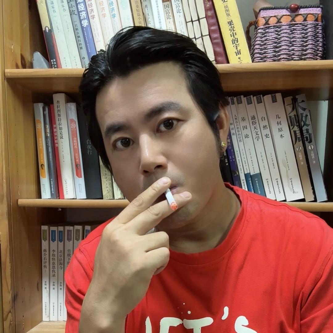 江南小二哥🌈（一生如狗肉）