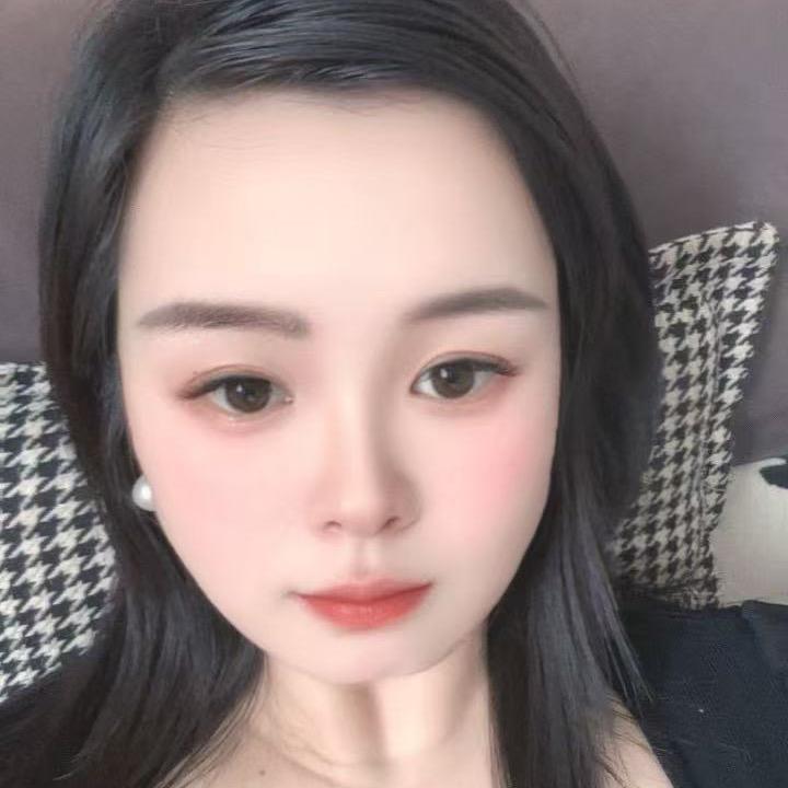 王诗诗💕