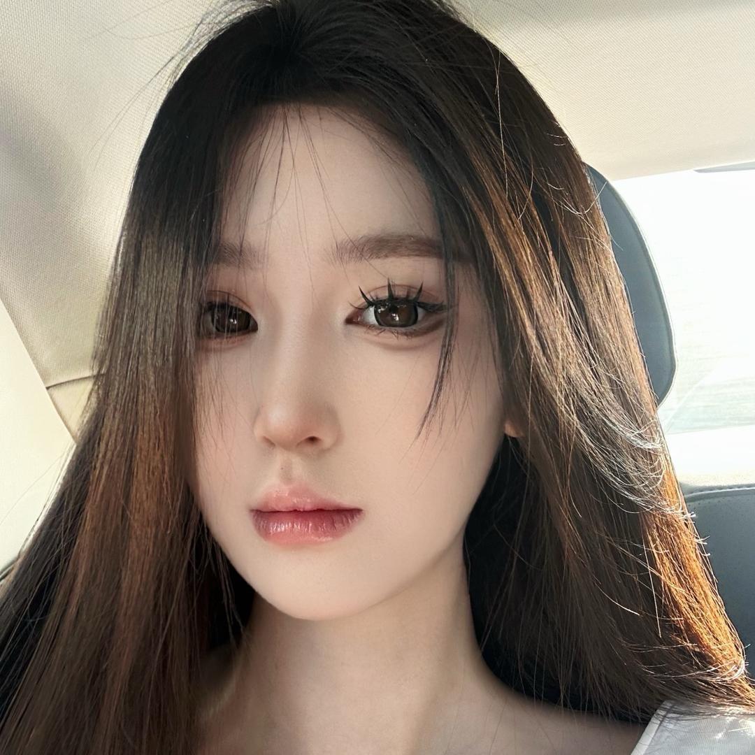 金世奈奈