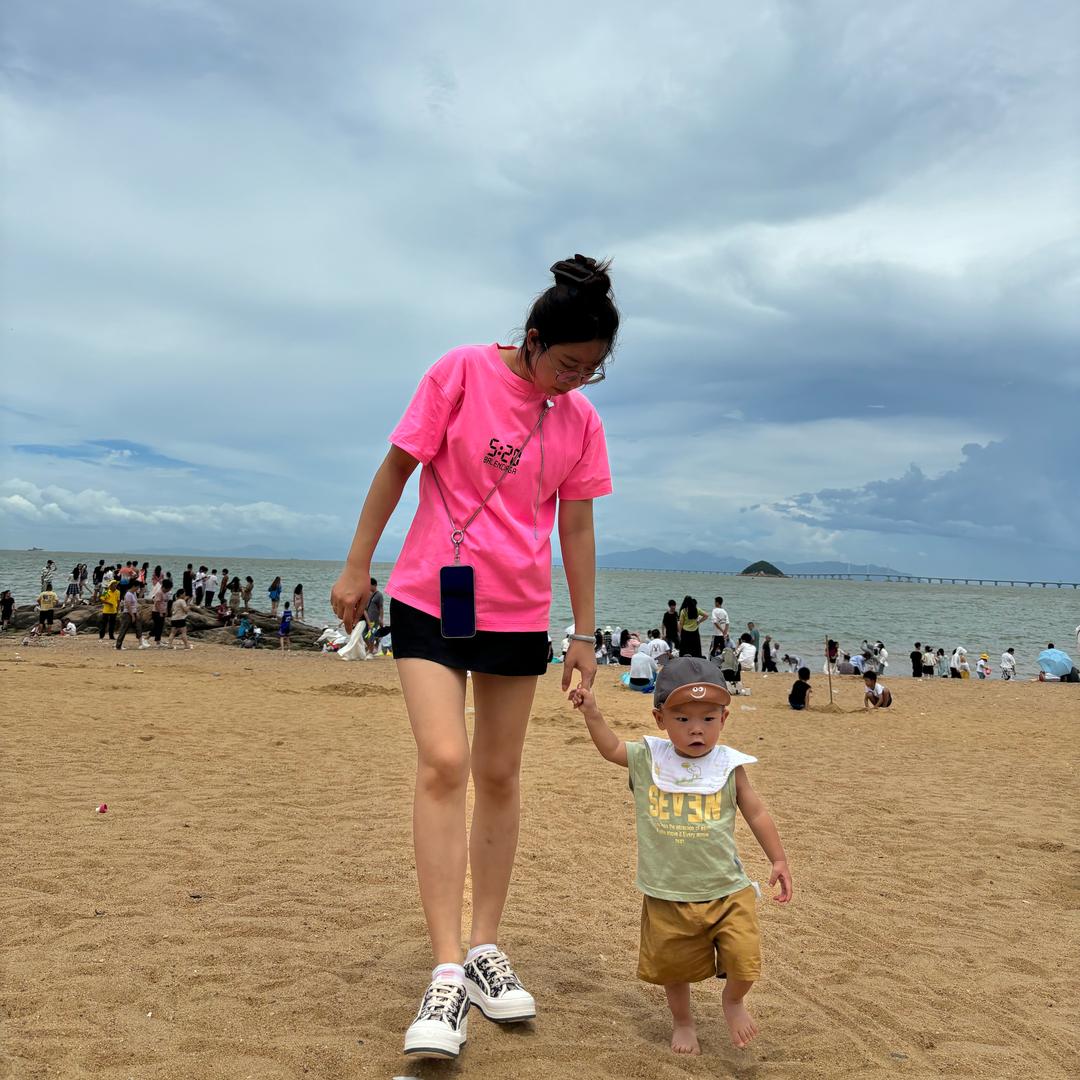 初十妈妈（迦娜颖）