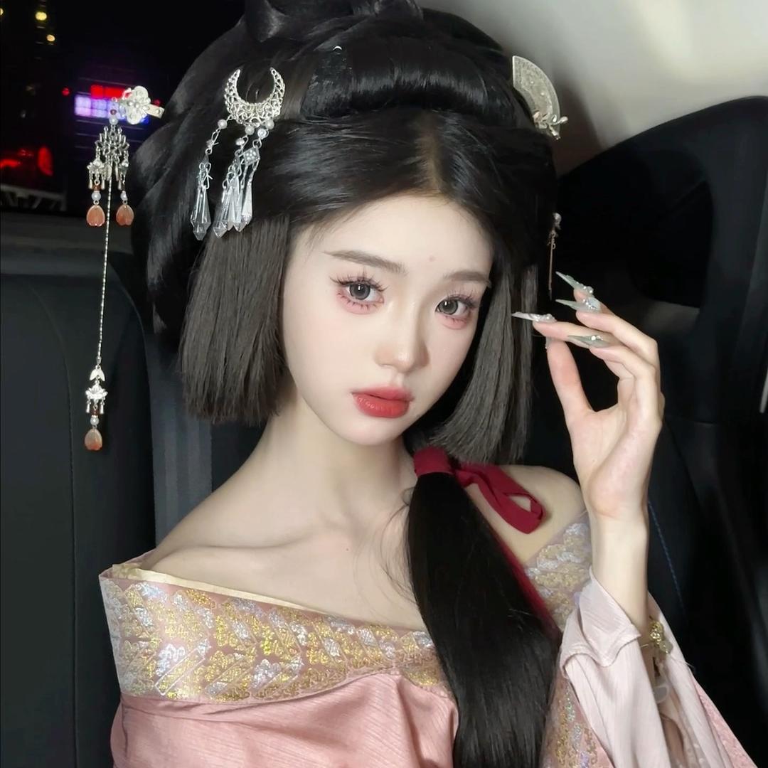 化妆师丹丹