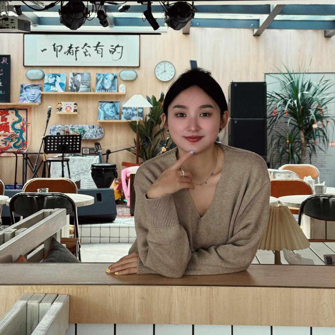 遵义红花岗区里物女装 （小号播 置顶视频