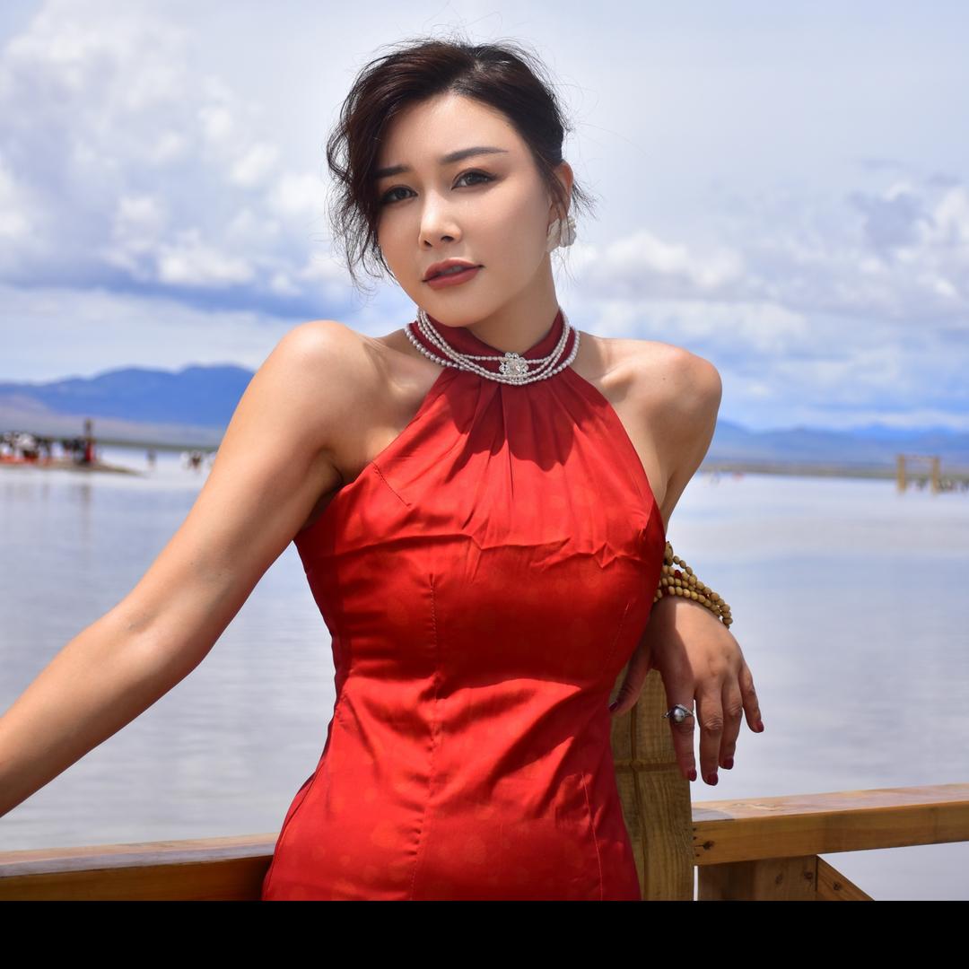 龙🐲爷在美国