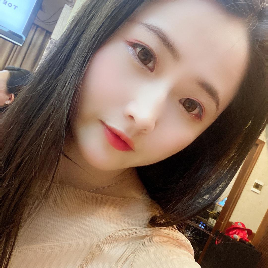 你们的小公举👑