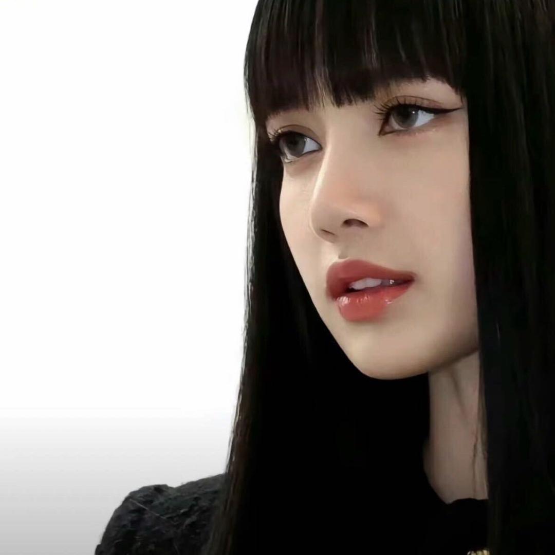 青青.