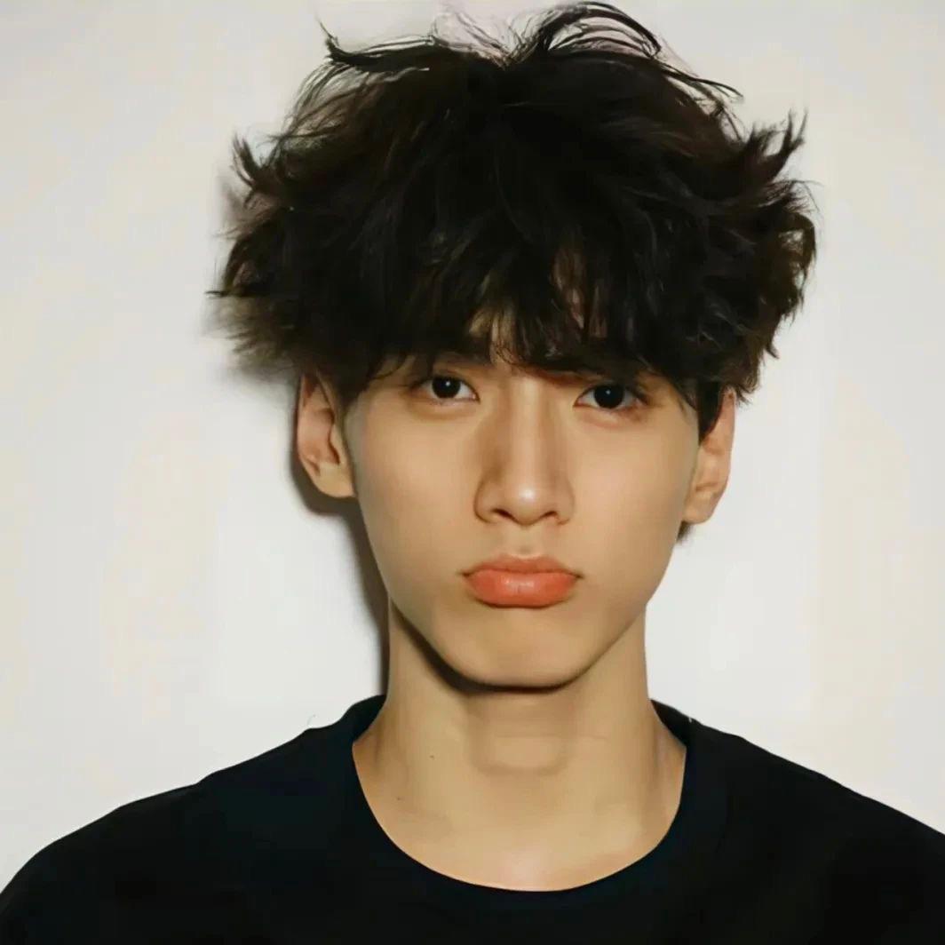 爱笑男孩