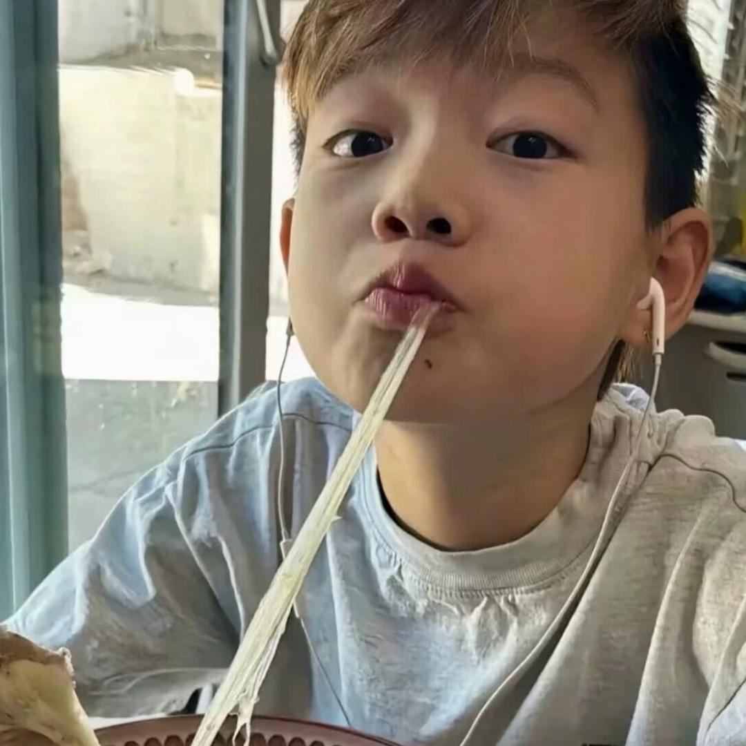 哦哦