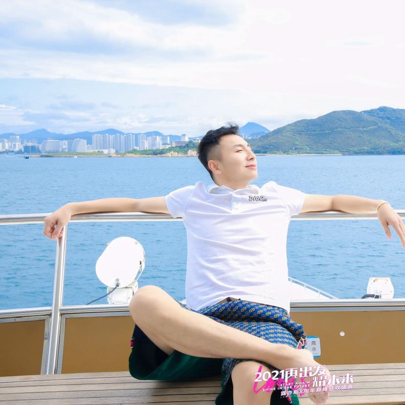 蓝小漠