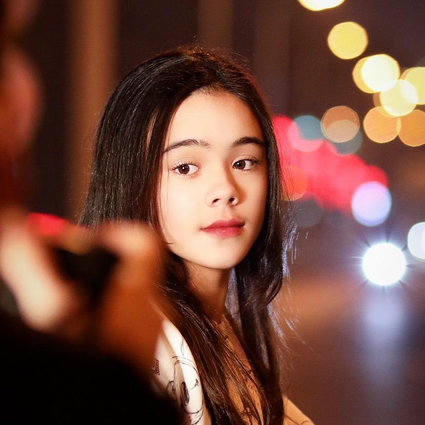 中乌混血张妮卡