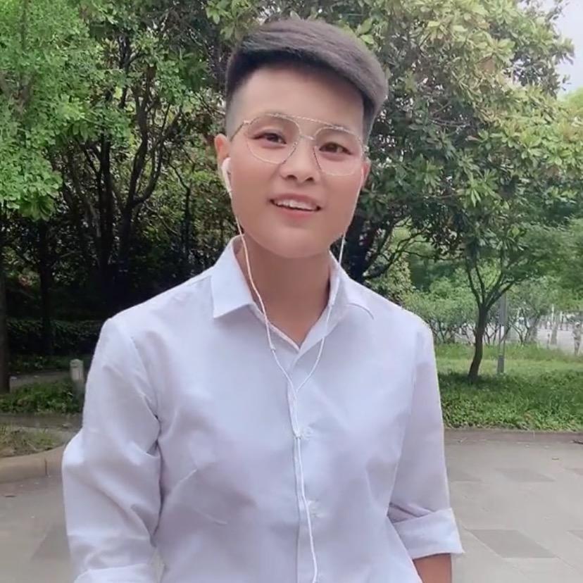 二哥钱多多健康快乐子孙后代都多多❤️想