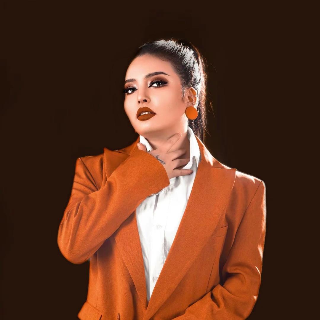 Munira-Ahat 本人