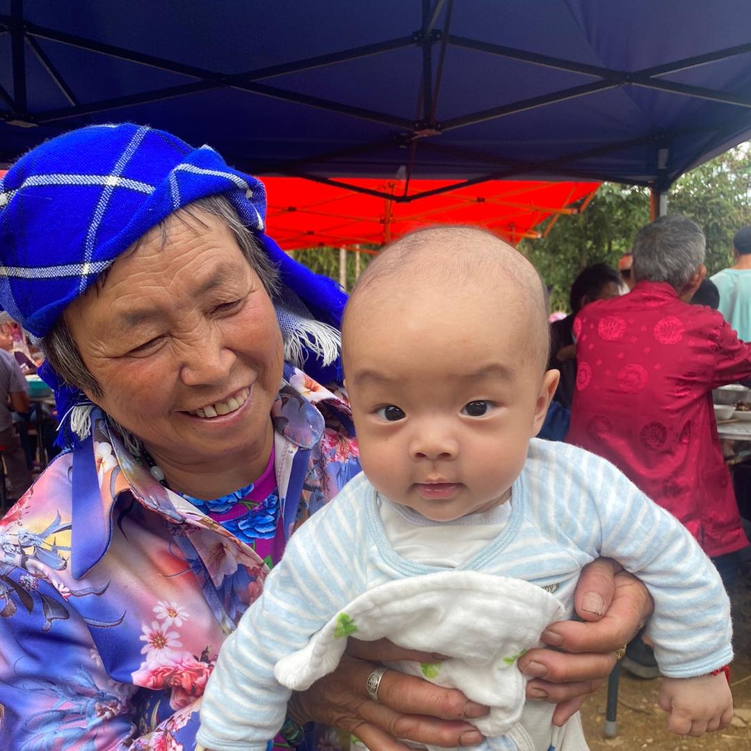 春妹一家人