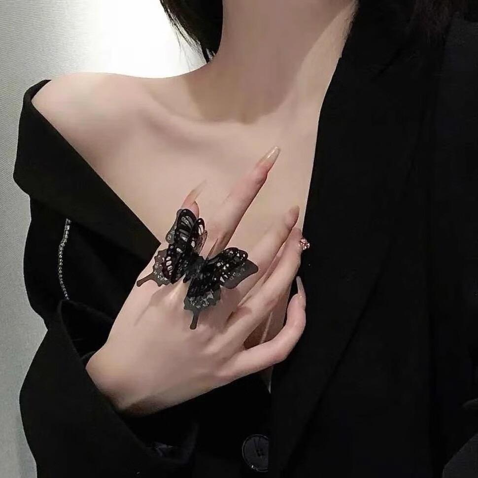 微笑😊是一种警告⚠️