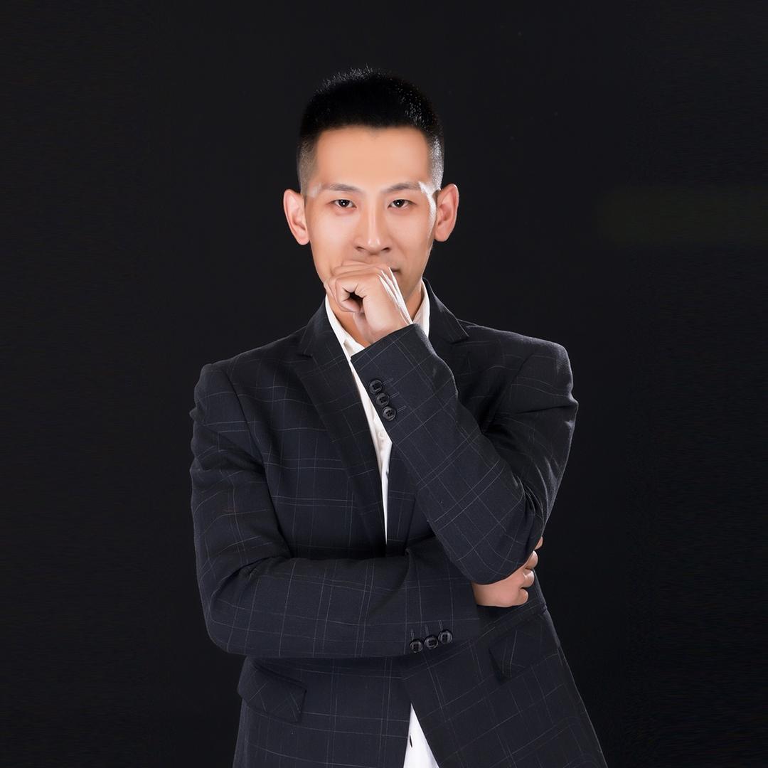 张老师聊出国（恒志）