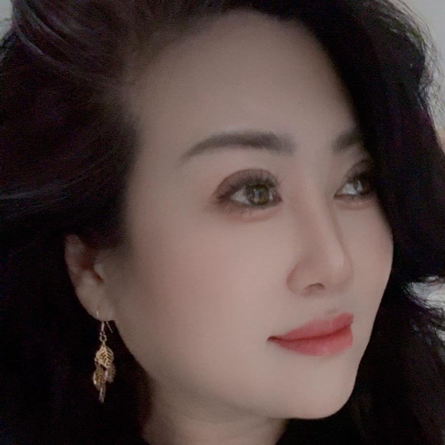 玲姐🕊️《橱窗》
