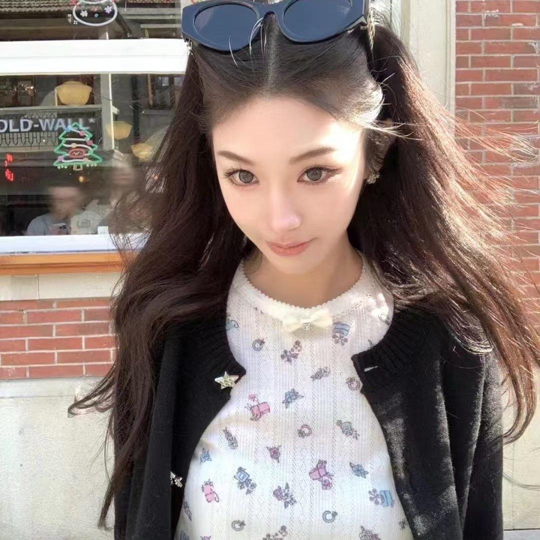 M👚