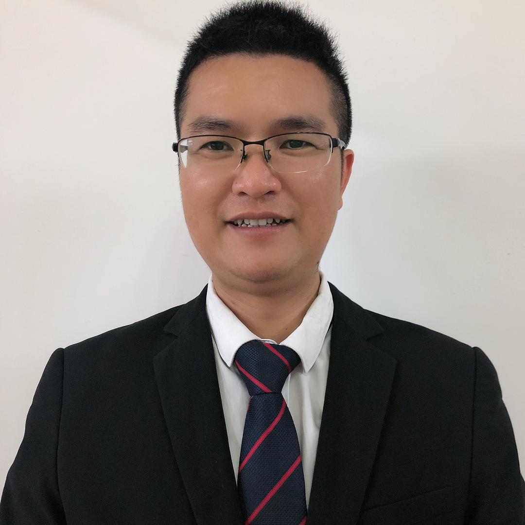 珠海四宁地产洪树芳