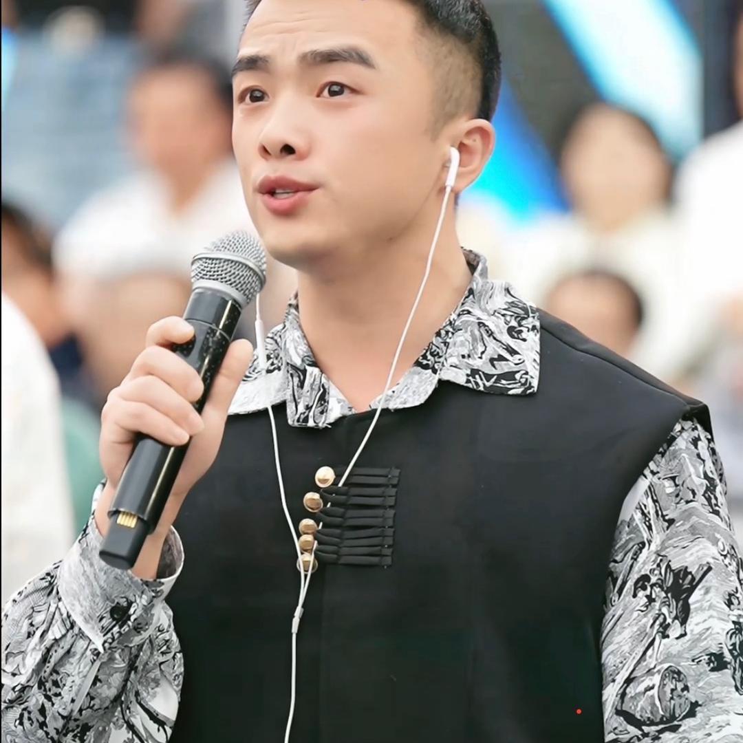 @《小田》🎙️