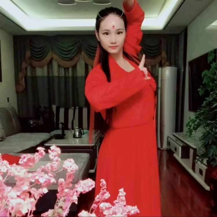 逗比主播茜茜