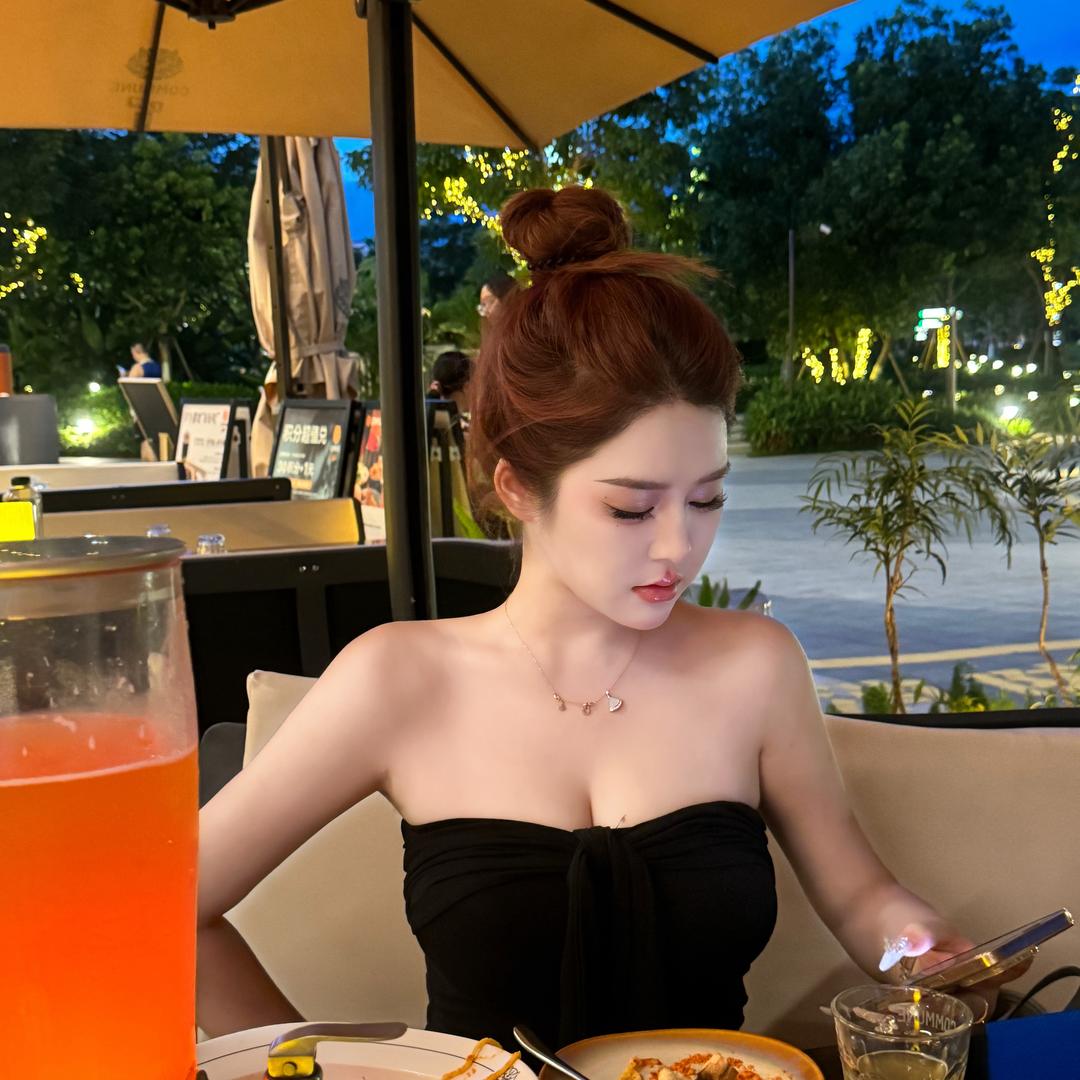 是娜娜呀~