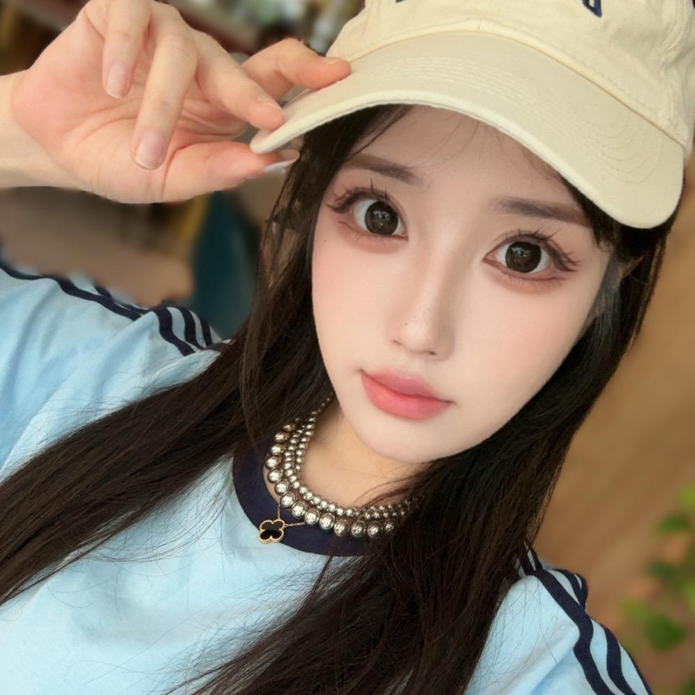 爱画画的李可爱🌸