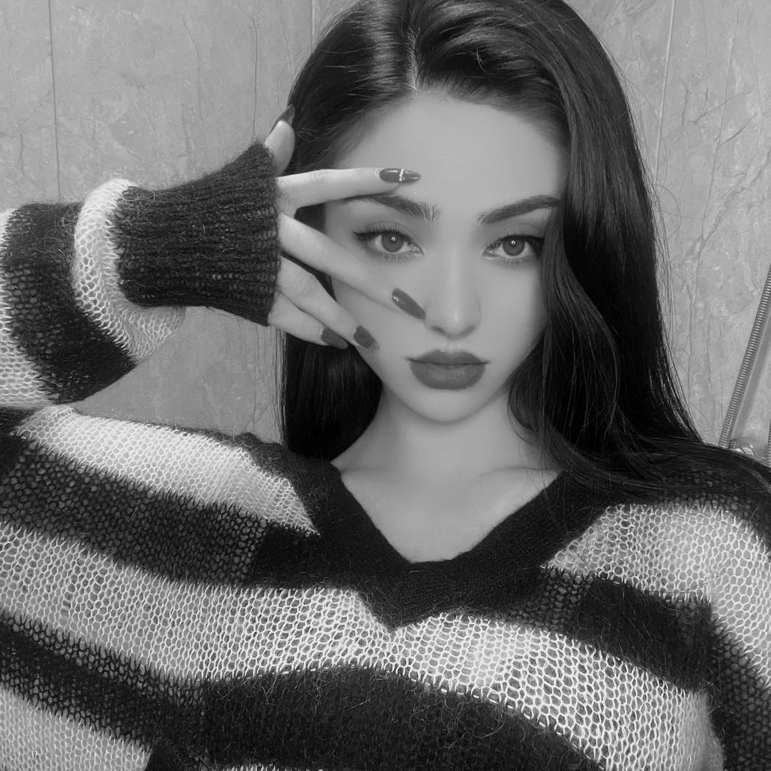 AdElaa_