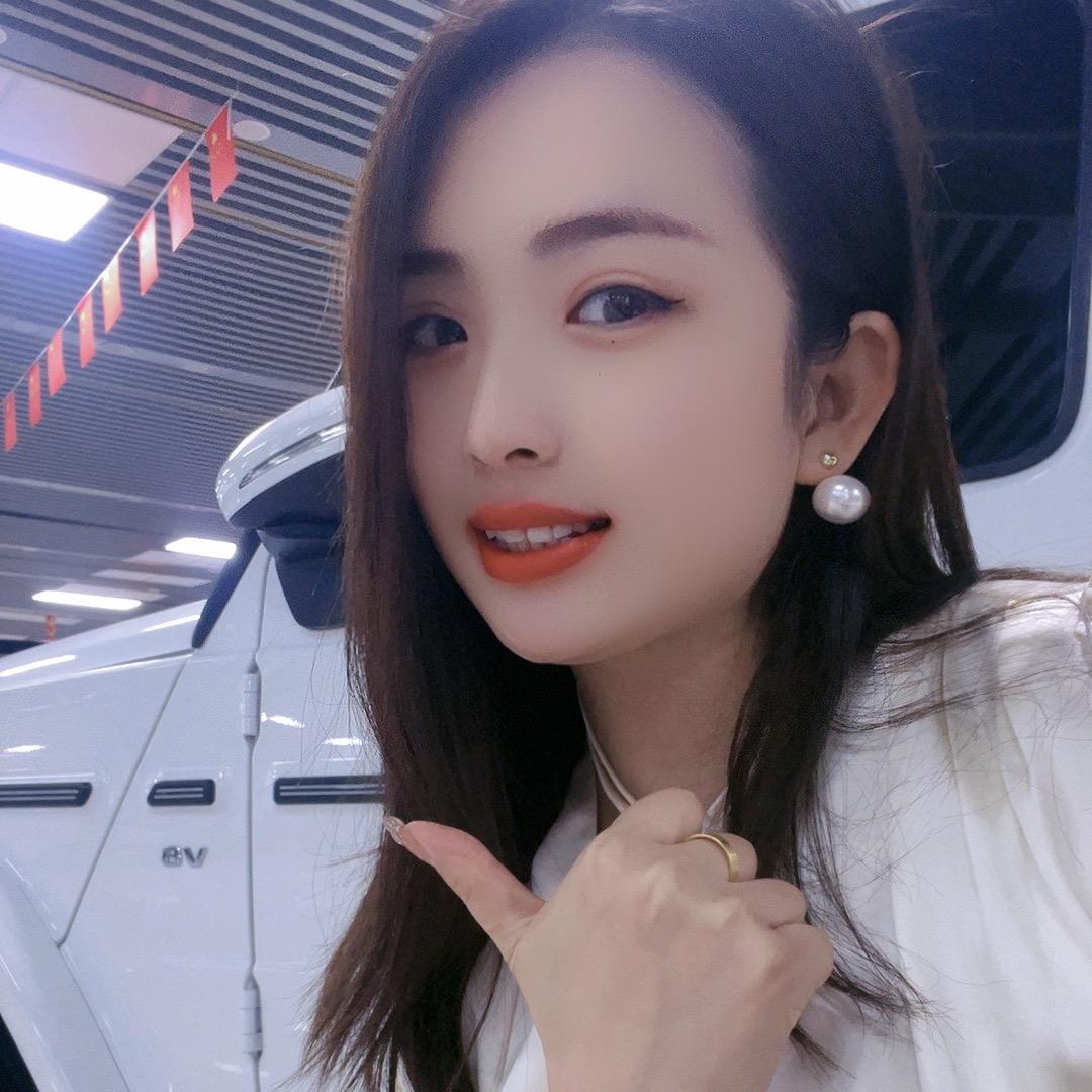 小杨欣欣y
