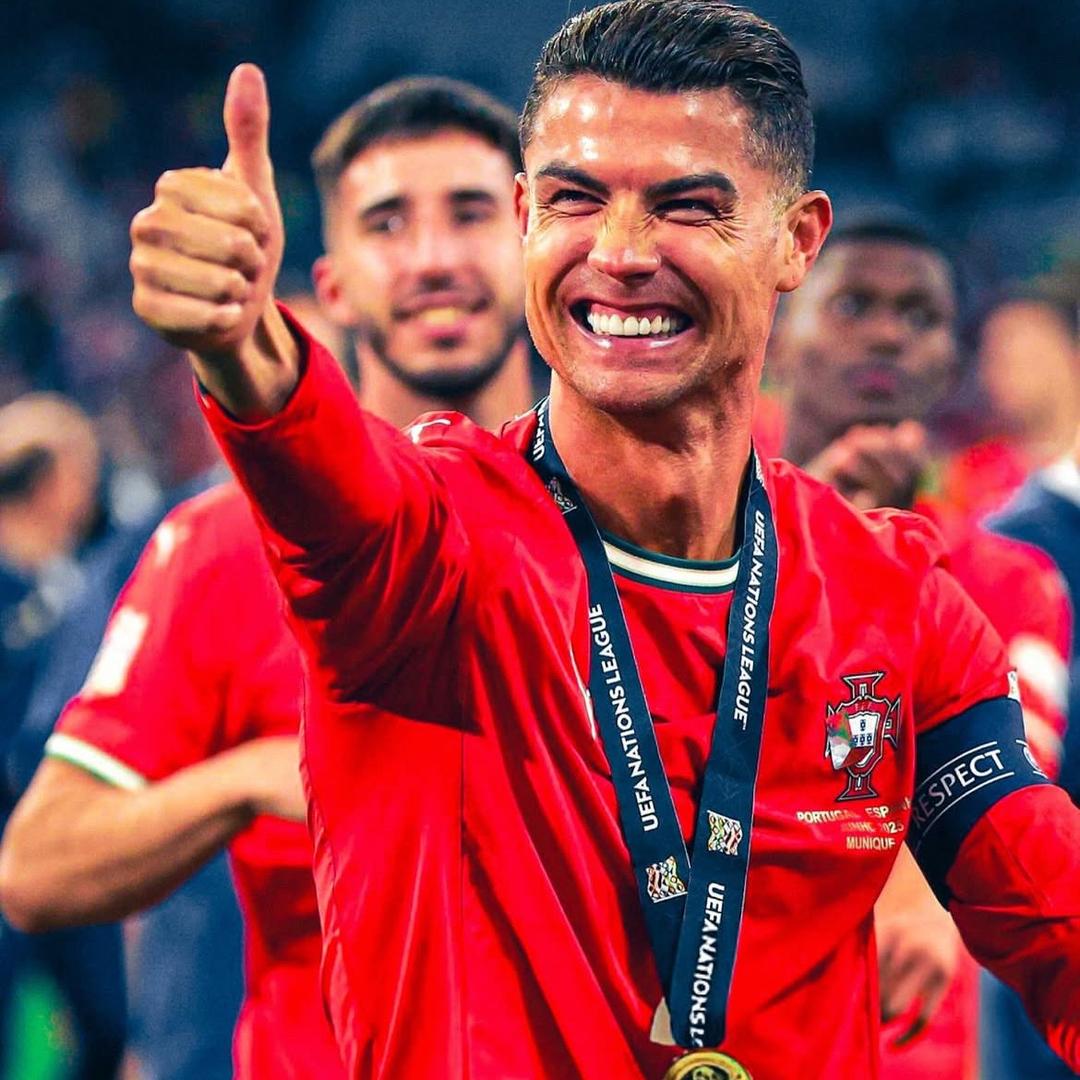 CR7.ae||CAIORONALD7