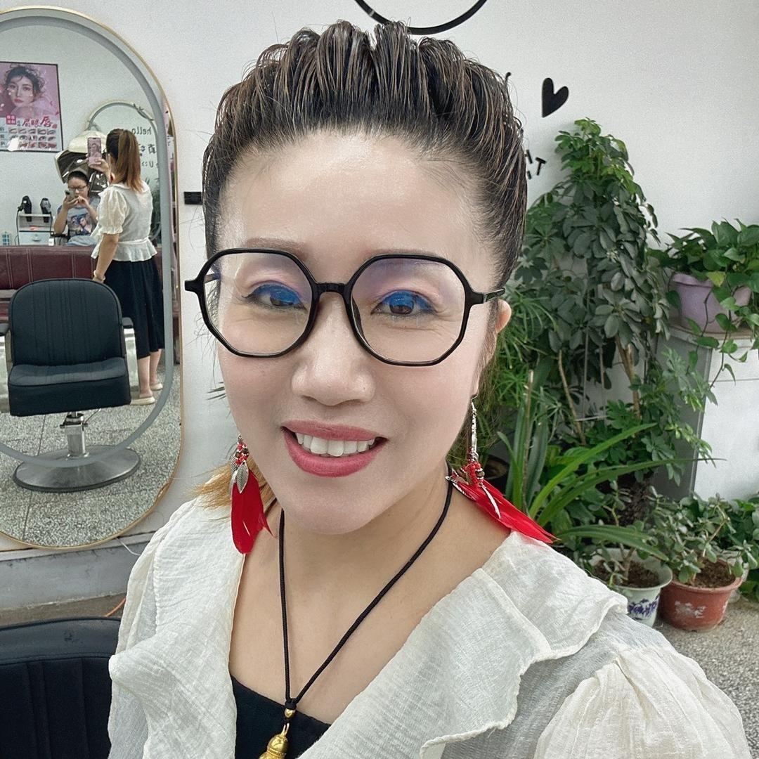 琳琳造型