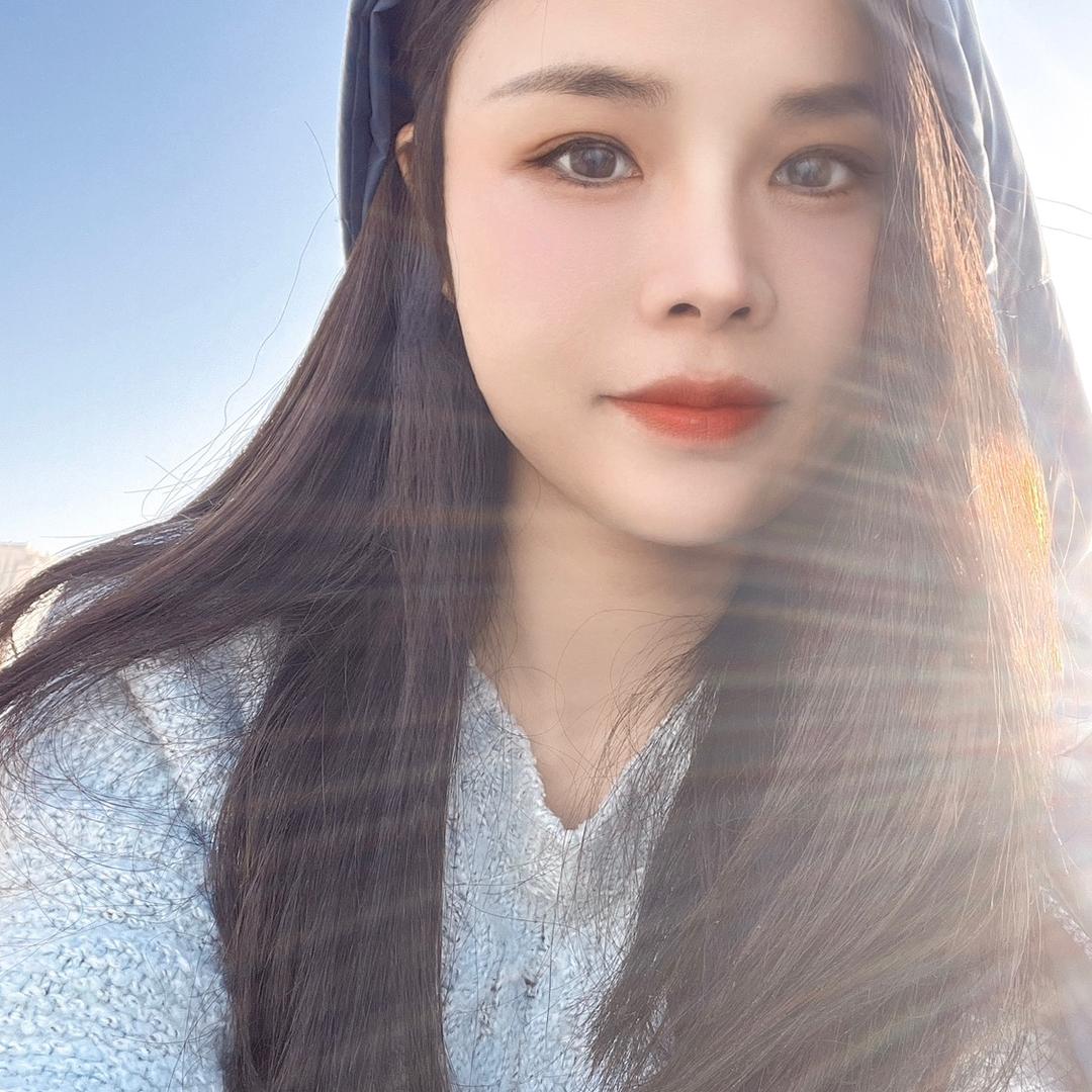 楼小芳