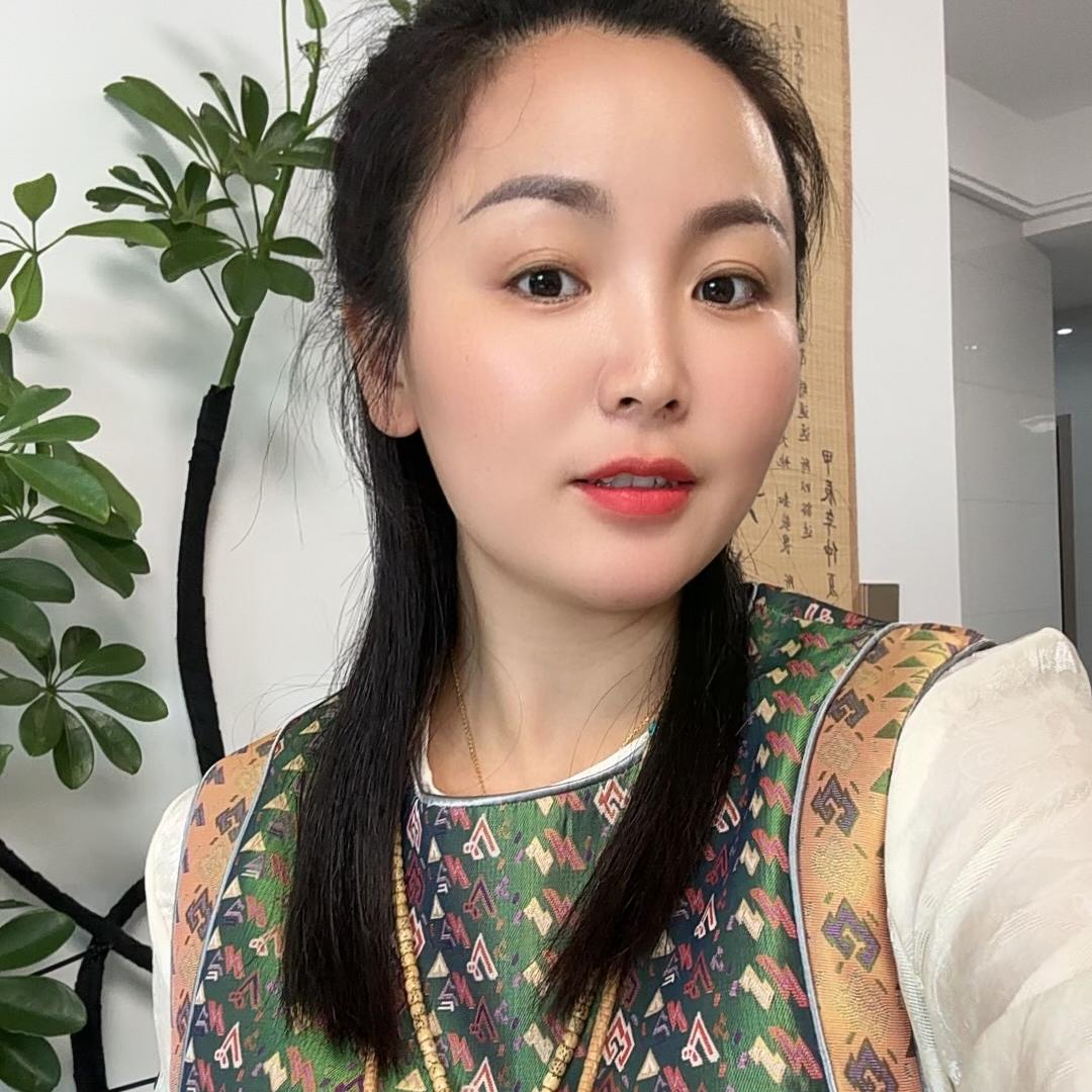 高安市左一美肤私定中心（个体工商户）