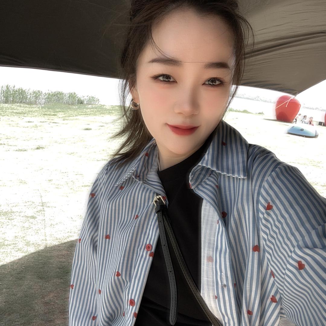 是佳佳(小鱼小号)