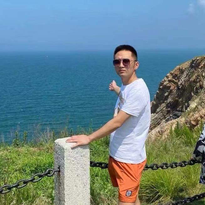“白”