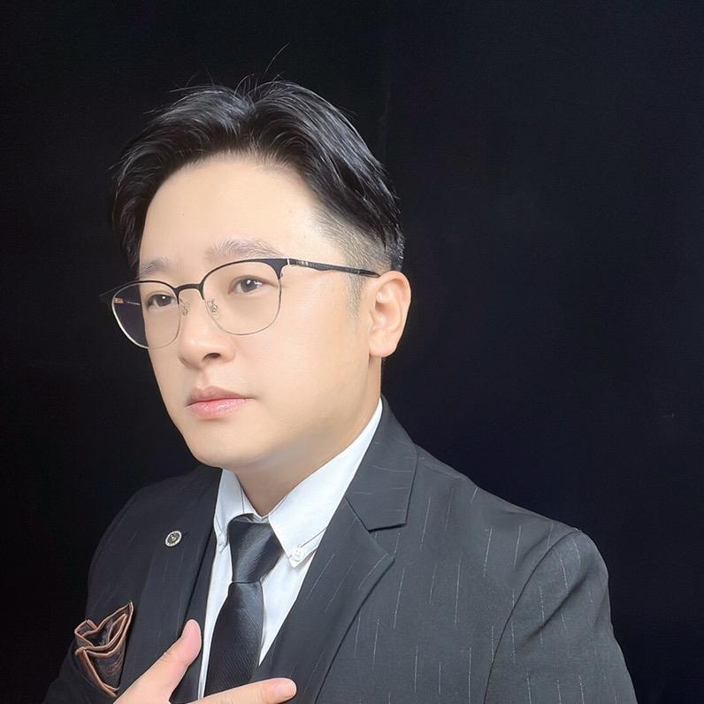 曾大艢(护肤品研发师)